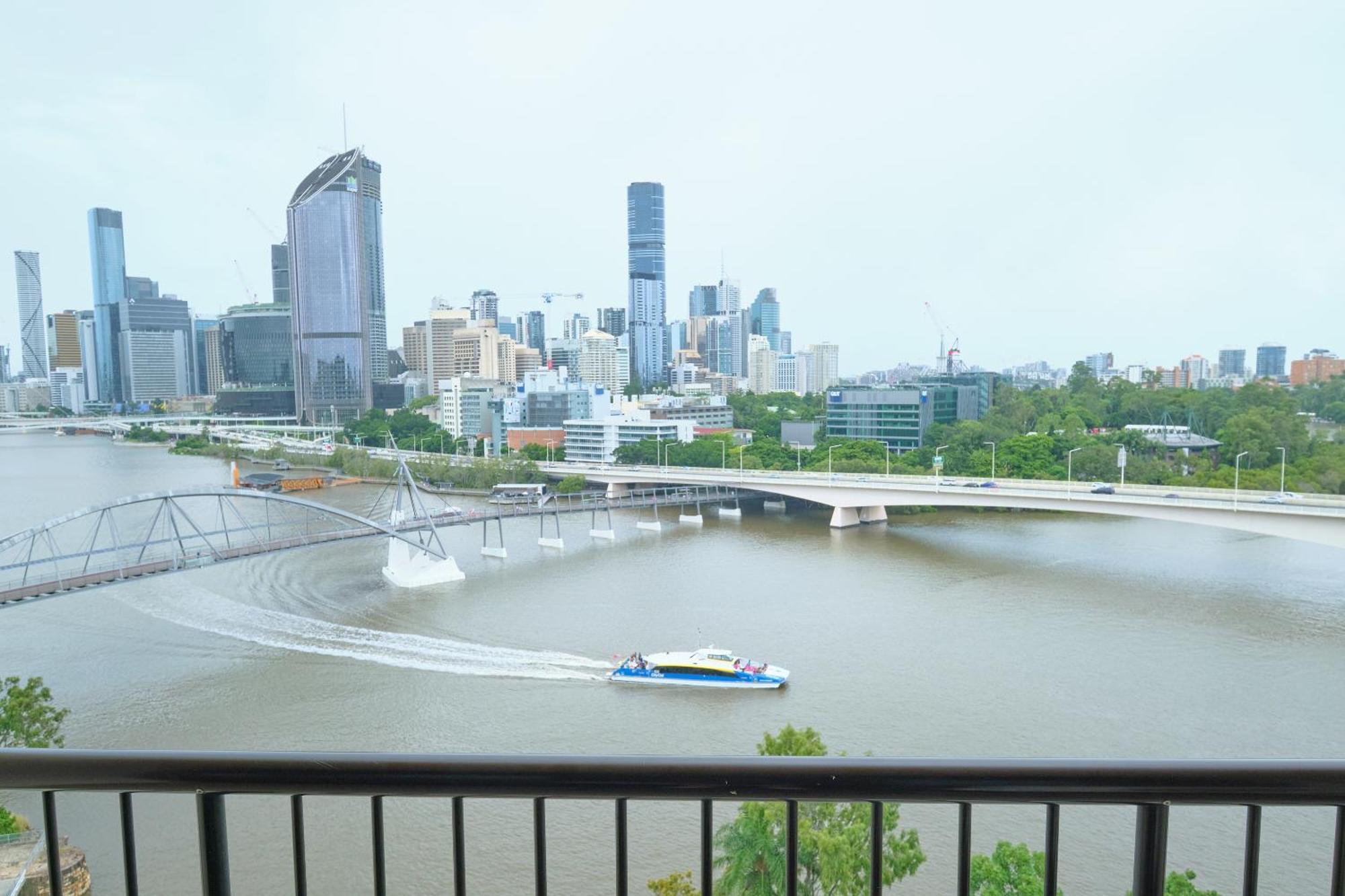 River Plaza Apartments Brisbane Exterior photo