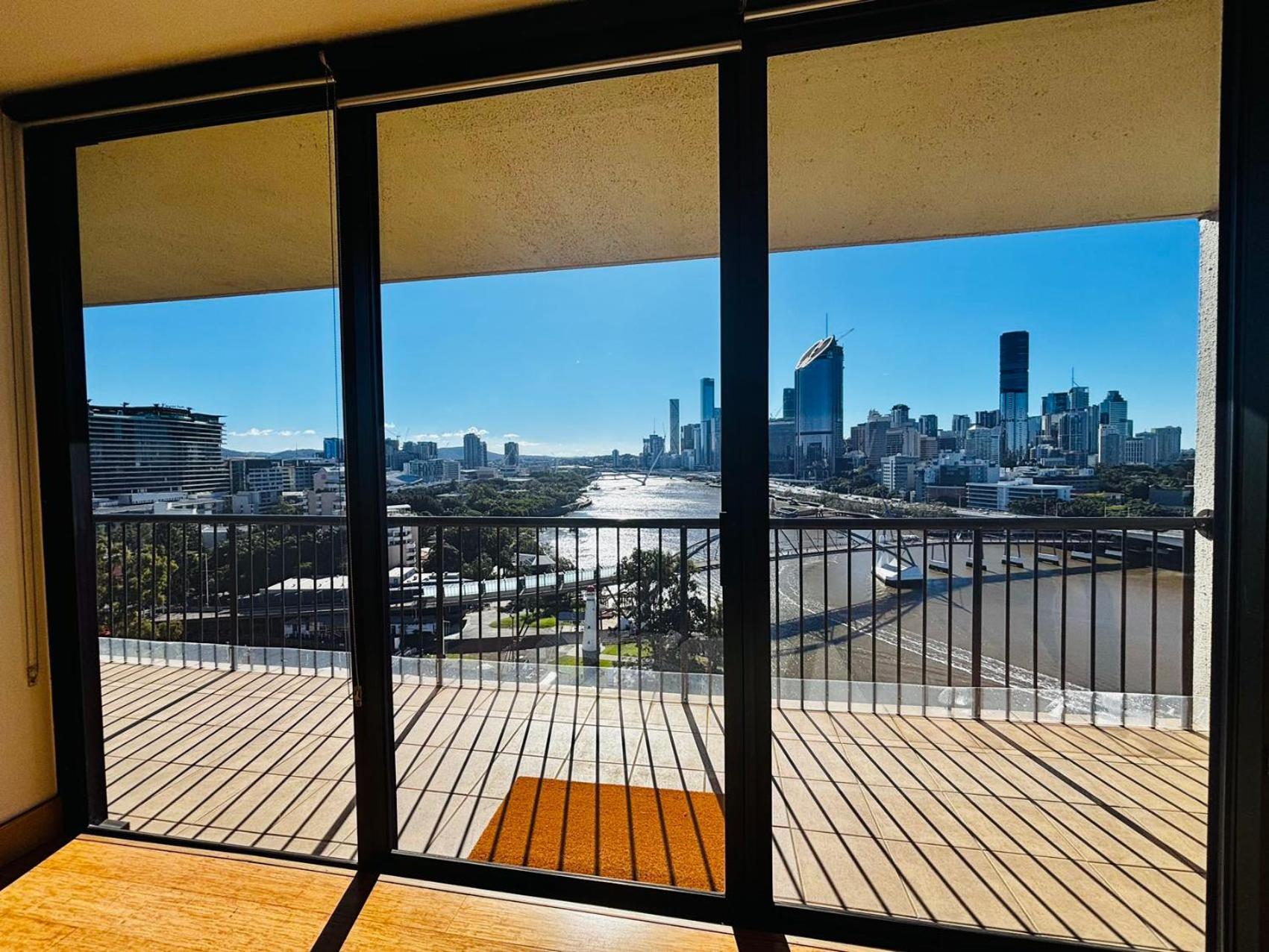 River Plaza Apartments Brisbane Exterior photo